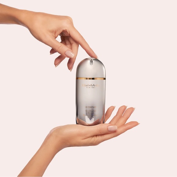 NIB SUPERSTART SKIN RENEWAL BOOSTER BY ELIZABETH ARDEN - Picture 5 of 5